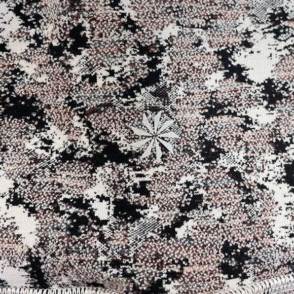 Athleta Salutation Textured Jogger Size S - Picture 9 of 9